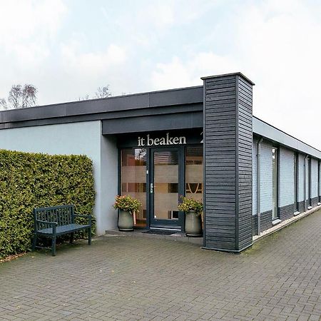 Sfeervol 6 Persoons Appartement - Van Alle Gemakken Voorzien! Bakkeveen Eksteriør billede